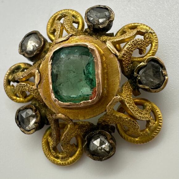 Antique Iberian 17th-18th century 22kt solid gold diamonds emerald finding 2.14g - Picture 2 of 13